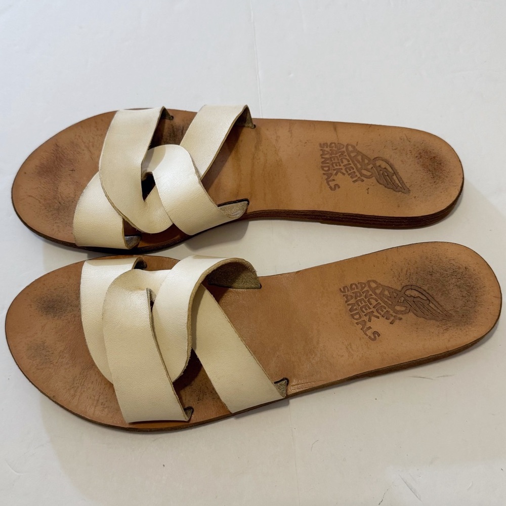 Ancient Greek Desmos Slide Sandals - Picture 3 of 10